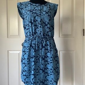 Cabi Size XS drawstring dress- fit up to medium